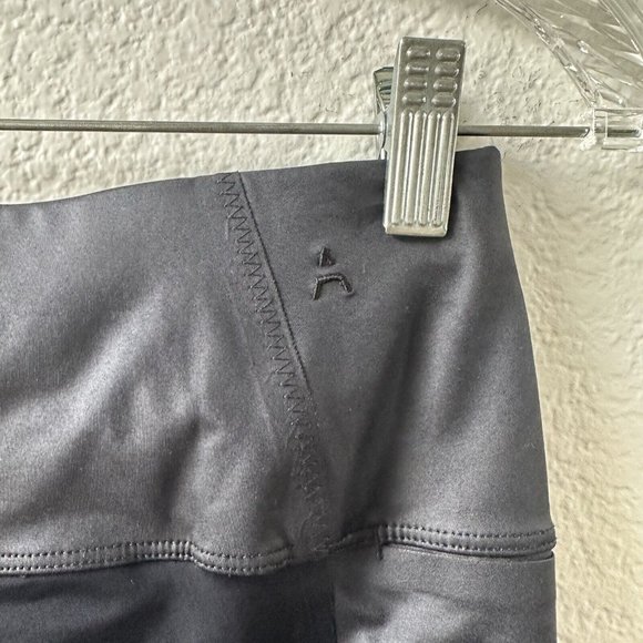 Aday Throw And Roll Legging Black Size Extra Small - Picture 7 of 8